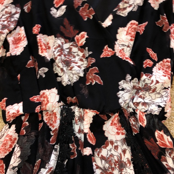 Romper - Picture 2 of 2